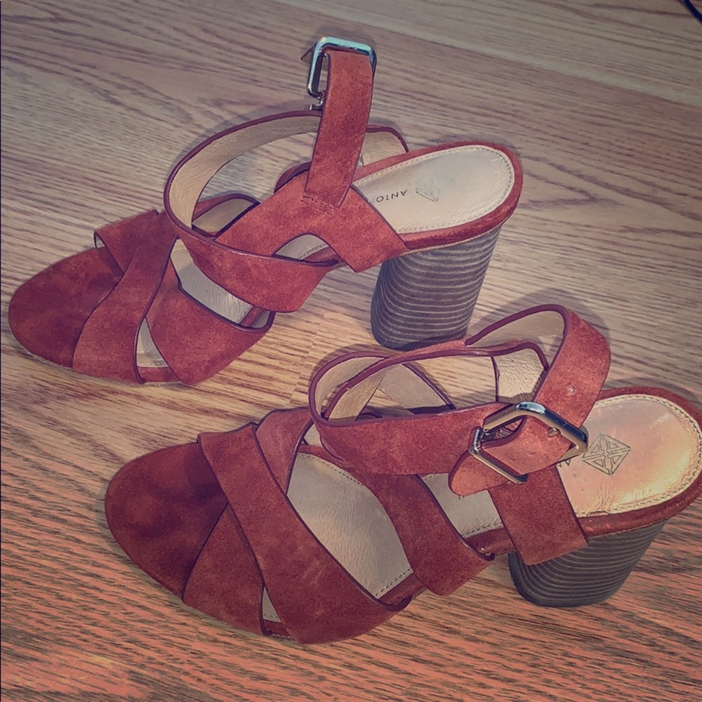 Antonio Melanie Rust Block Heel Sandals
